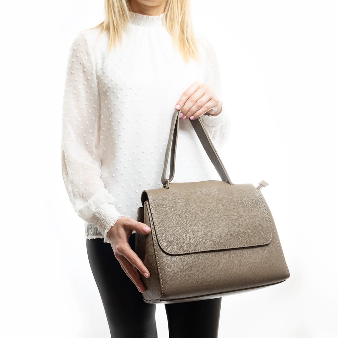 geanta-femei-piele-naturala-taupe-Lary4