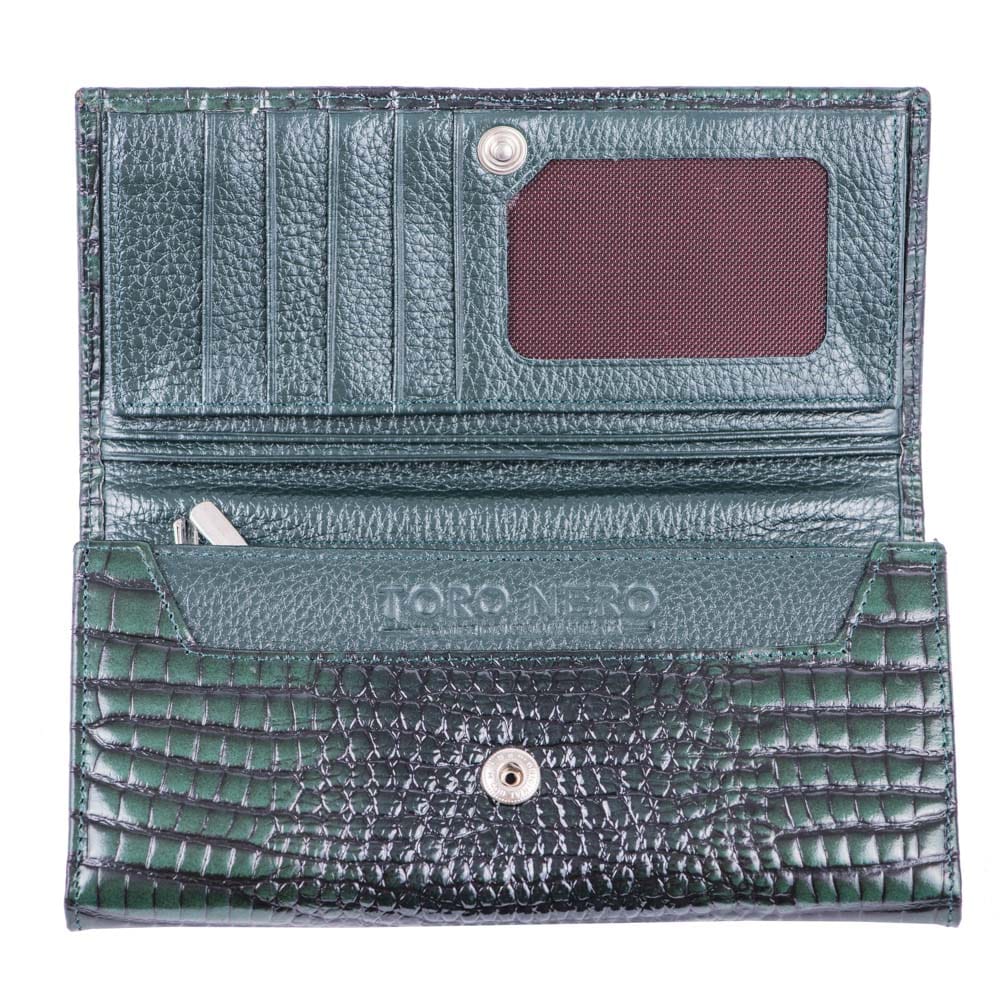 toro-nero-croco-wear-3