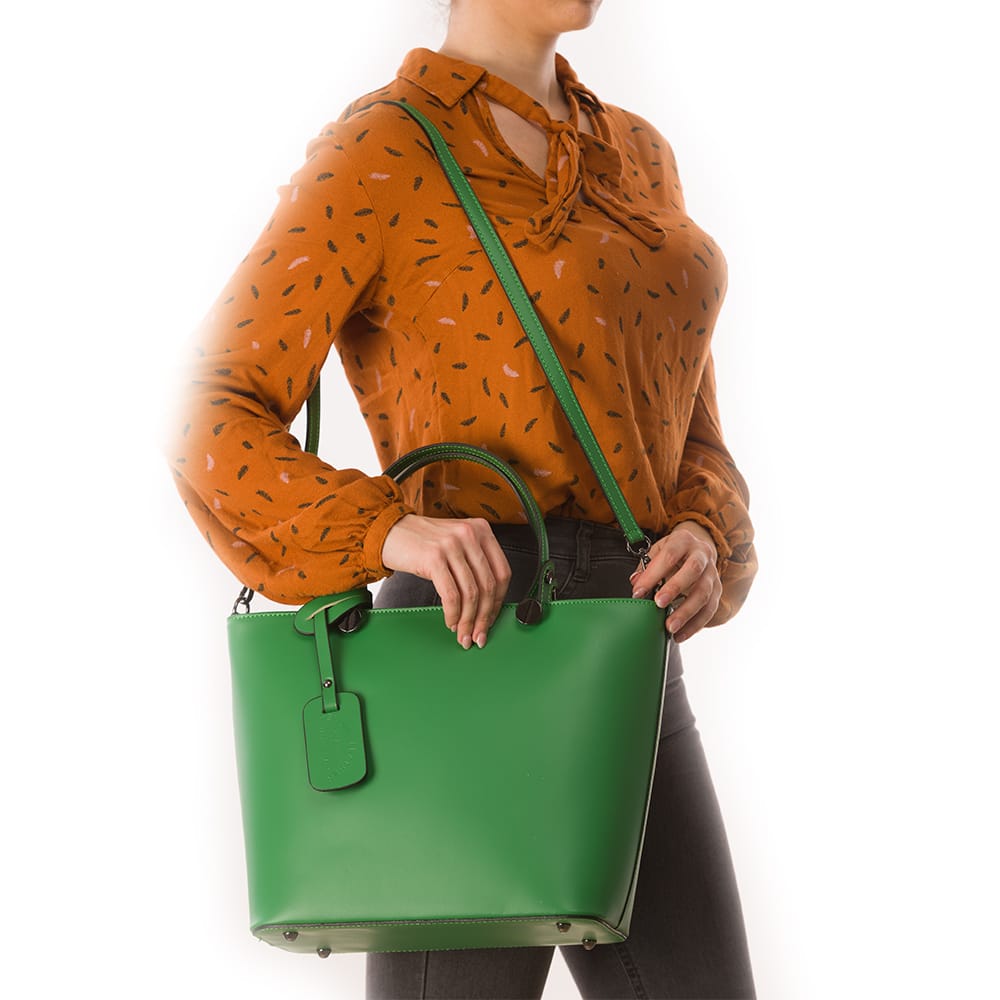 Geanta-dama-din-piele-naturala-verde-Simple-Beauty_1